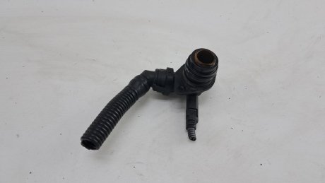 Патрубок колектора 530I X5 E70 X3 3.0i 2005 BMW 7530271