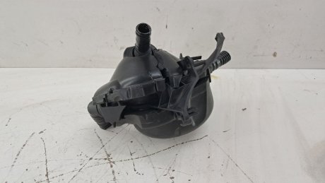 Сапун 530I X5 E70 X3 3.0i 2005 BMW 7531423