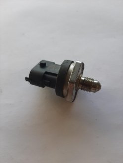 Датчик давления топлива Fiesta 1.0 12V EcoBoost 2008 FORD 0261545039