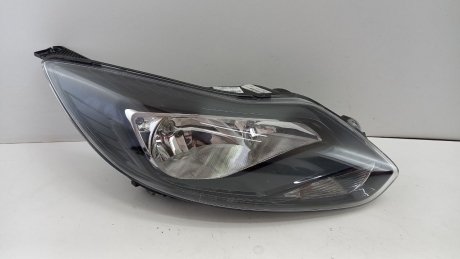 Фара права Focus III 2014 FORD BM5113W029CL