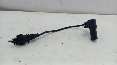 Датчик положения коленвала CR-V Civic 2.2 CTDI 2011-2015 гг HONDA 0281002981