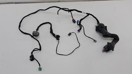 Жгут электропроводки пердней правой двери Jeep Cherokee JEEP/CHRYSLER/DODGE 68235060AB