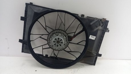 Вентилятор Mercedes W203 C209 2004 A2035001693 MERCEDES-BENZ A2035001493