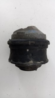 Подушка двигуна права Mercedes W221 С216 MERCEDES-BENZ A2212401817