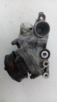 Водяный насос Mercedes W169 W245 2.0 DCI MERCEDES-BENZ A6402010001