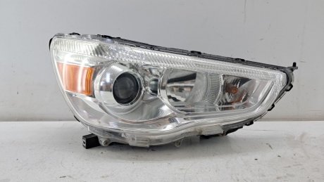 Фара правая ASX Combi 5D 2011 MITSUBISHI 8301B588