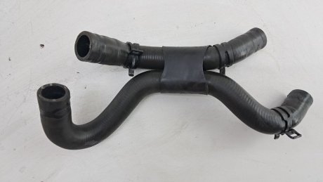 Патрубок Pulsar Qashqai J11 1.2 DIG-T 2015 NISSAN 213074936R