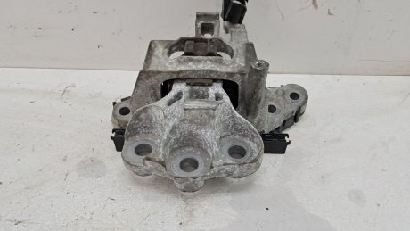 Подушка двигуна Astra V K 1.6 CDTI Opel 326F31
