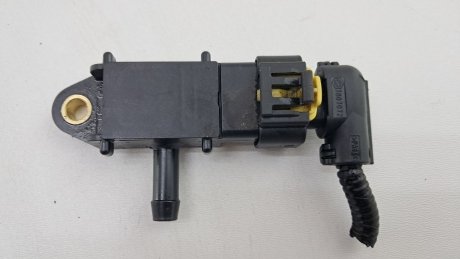 Датчик давления выхлопных газов Insignia 2.0 CRDI 2012 гг Opel 55566186