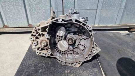 КПП 6-ступка Astra K 1.6 CDTI 2015-2020 Opel 55574460