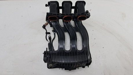 Коллектор Citroen C3 1.2L 2016 гг Peugeot/Citroen 9673063980