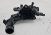 Корпус термостата C4 308 1.6 16V 2007-2014 Peugeot/Citroen 9810916980 (фото 1)
