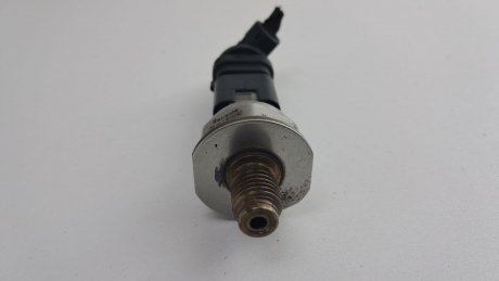 Датчик тиску палива Citroen C4 Peugeot 508 2.0 BlueHDI 2016 Peugeot/Citroen 9814383880