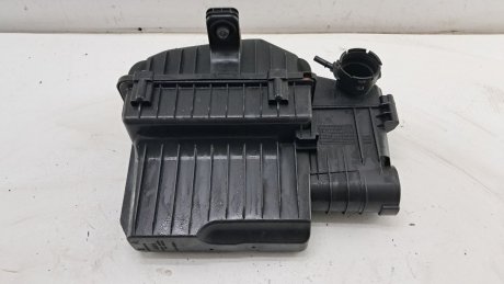 Корпус воздушного фильтра Citroen C3 C4 1.2L 2016 Peugeot/Citroen 9870851880