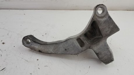 Кронштейн КПП Scenic 1.5 dci 2008-2016 рр. RENAULT 112530023R