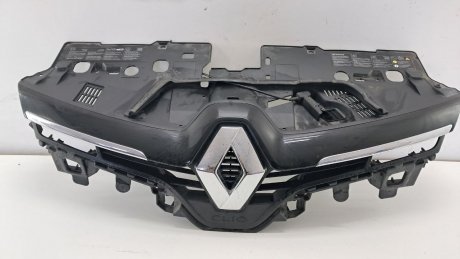 Решетка Clio 4 IV 2012- RENAULT 628101467R