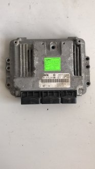 Блок управления двигателем Trafic 2.0 DCI 2000-2014 гг RENAULT 8200935115