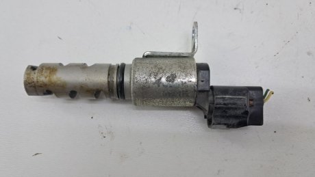 Клапан фаз газораспределения Prius Corolla 1.8i 16V 2020 TOYOTA 1533037010