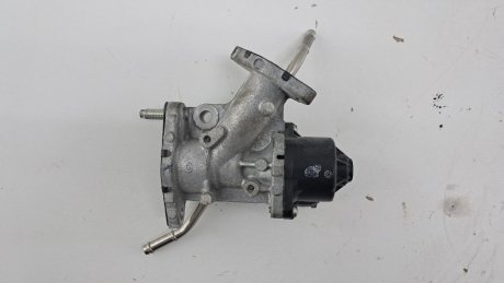 Клапан EGR Prius Corolla 1.8i 16V 2020 TOYOTA 2562037140