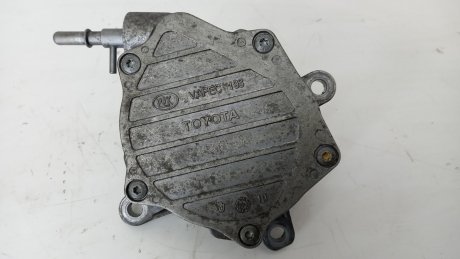 Вакуумный насос Avensis 2.0 D 2003-2008 гг TOYOTA 7951677432