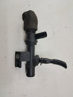 Патрубок картерних газів Volkswagen Golf 6 1.4 TSI 2009-2012 рр VAG 03C103175G