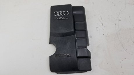 Крышка защита двигателя Audi A4 B7 2.0 TFSI 2007 гг VAG 06D103925A