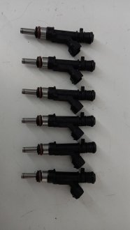 Форсунки Audi A6 C6 2.4 FSI 2004-2008 VAG 06E133551