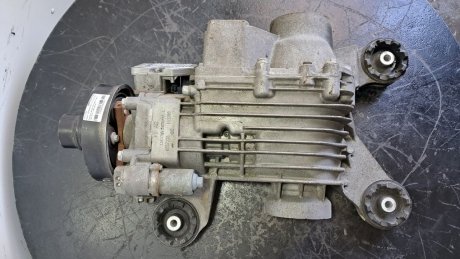 Редуктор задній Volkswagen Tiguan 2007-2016 VAG 0AY525010C