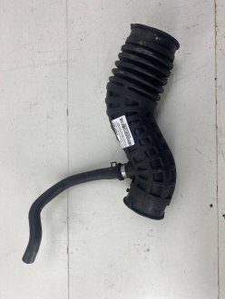 Патрубок воздушного фильтра Nissan X-Trail 2.0dCi 2007-2014 VAG 1022314S01