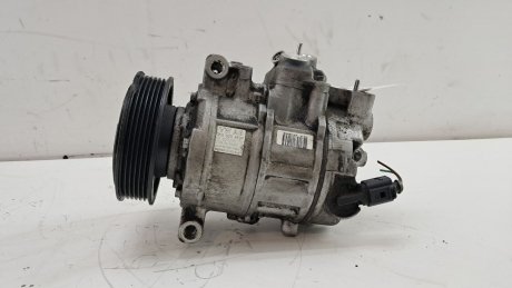 Компресор кондиціонера Volkswagen Caddy 1.9 TDI 2008 рр. VAG 1K0820859T
