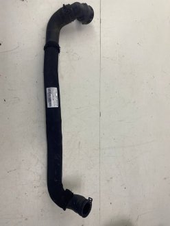 Патрубок Volkswagen Tiguan Passat B8 Golf VIII Audi A3 2.0TDI 2021 VAG 5QF122051BF