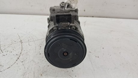 Компресор кондиціонера Audi A4 B7 2.0 TFSI 2006 VAG 8E0260805BP