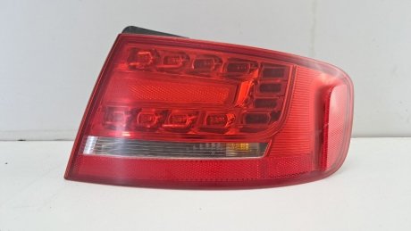 Фонарь задний правый Audi A4 B8 2008-2011 VAG 8K5945096B
