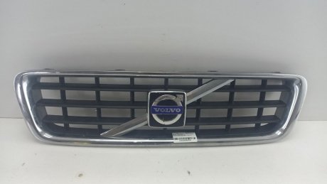 Решітка S60 2008 рр VOLVO 30698616