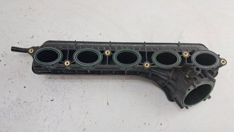 Коллектор V70 S80 2.5T 2011 гг VOLVO 31293294